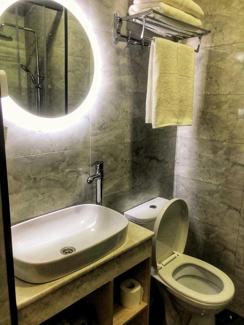 Sharaf Hotel Ташкент Екстер'єр фото